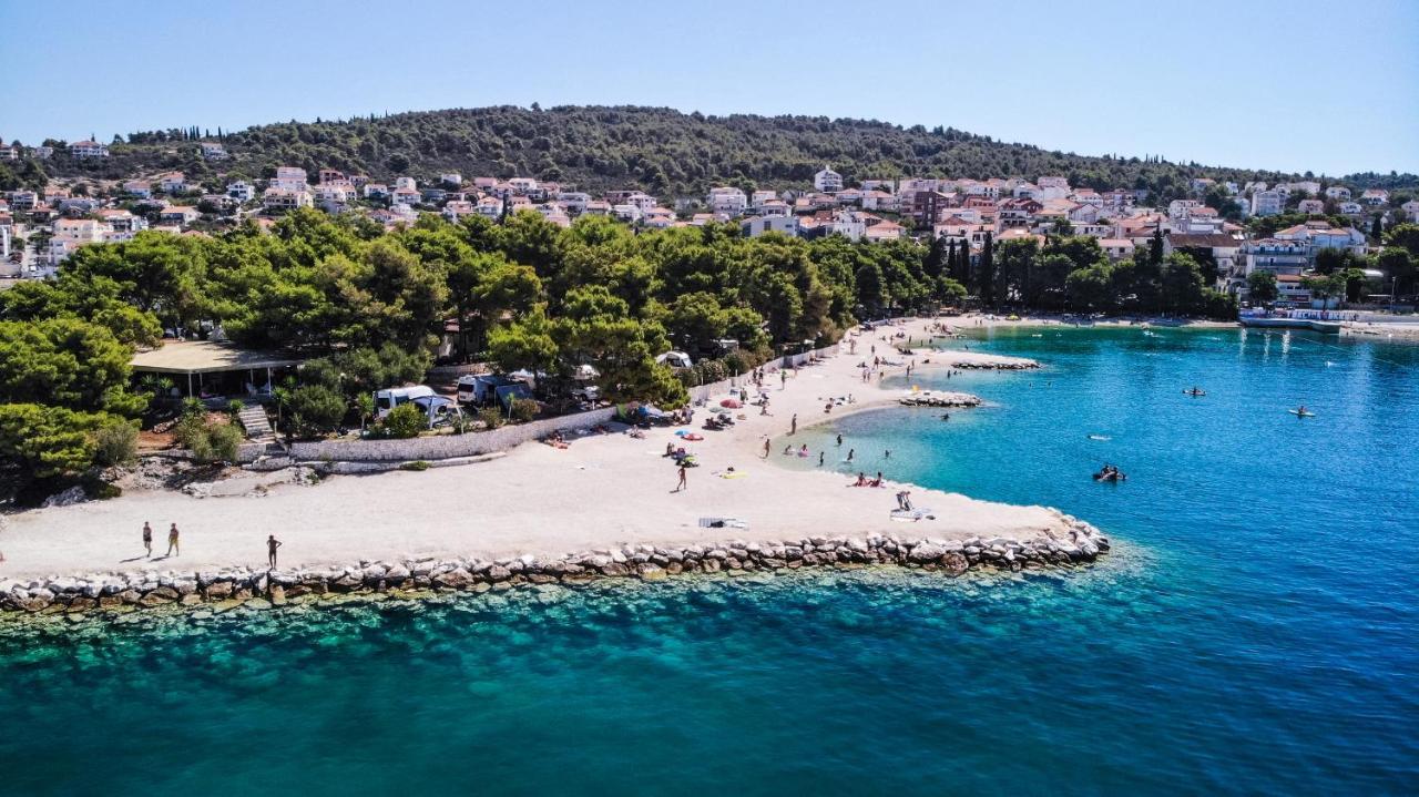 Kamp Rozac Hotel Trogir Luaran gambar